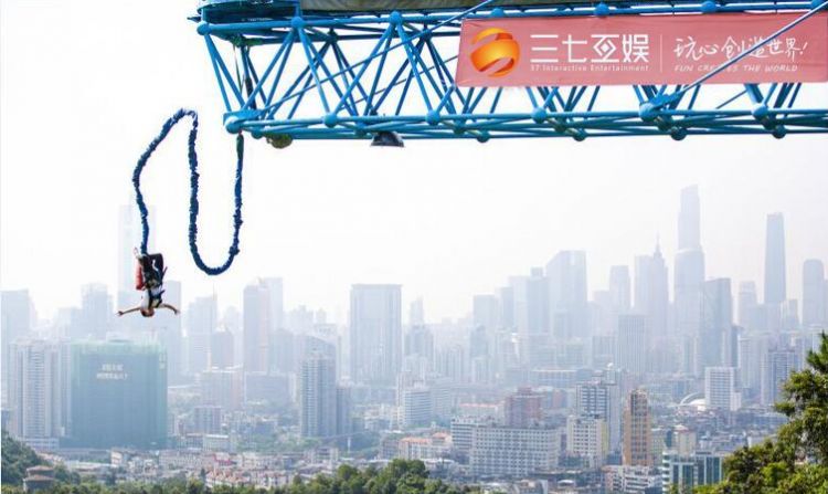 广州小蛮腰旅游蹦极攻略,好玩吗