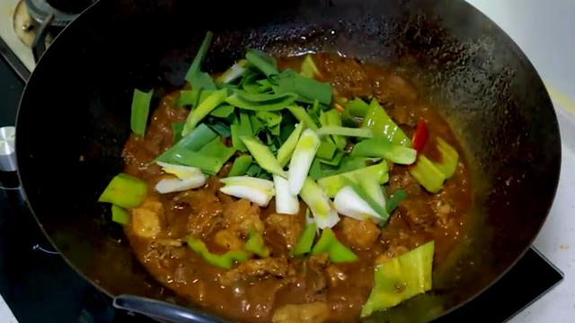 红焖羊肉最正宗的做法窍门（红焖羊肉的家常做法）(6)