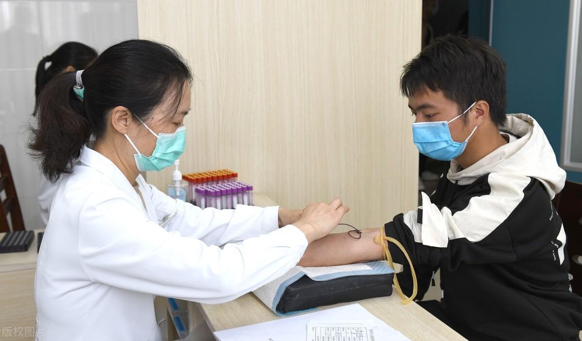 考公务员有纹身体检能过吗（考公务员可以有纹身吗）