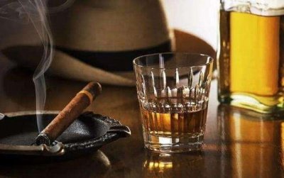 ​胆固醇到底是什么东西（胆固醇过高有什么危害）