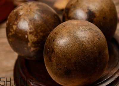 ​罗汉果泡水喝有什么好处？经常用罗汉果泡水喝有什么坏处