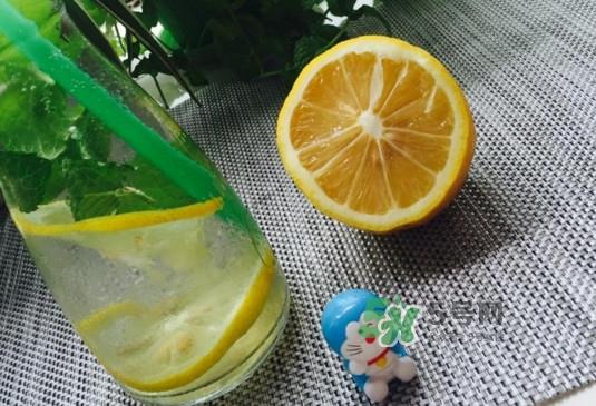 苏打水有什么作用？喝苏打水有什么好处