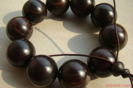 檀木手串的鉴别