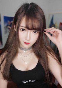 ​斗鱼主播—腐团儿