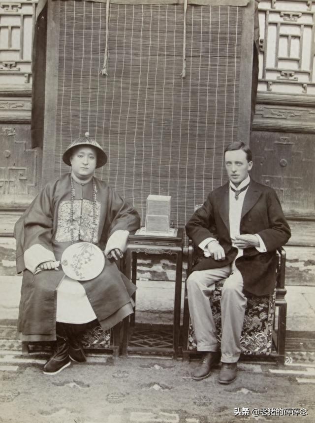 直击历史人物,大清帝国最后的“洋帝师”庄士敦