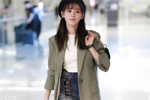 贝雷帽搭配图片 初秋造型全靠它