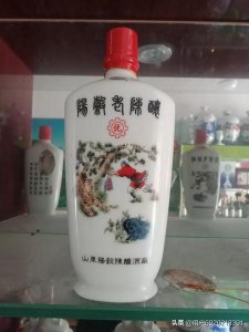 ​红太阳一帆风顺38度 红(红太阳一帆风顺酒价格38度多少钱)