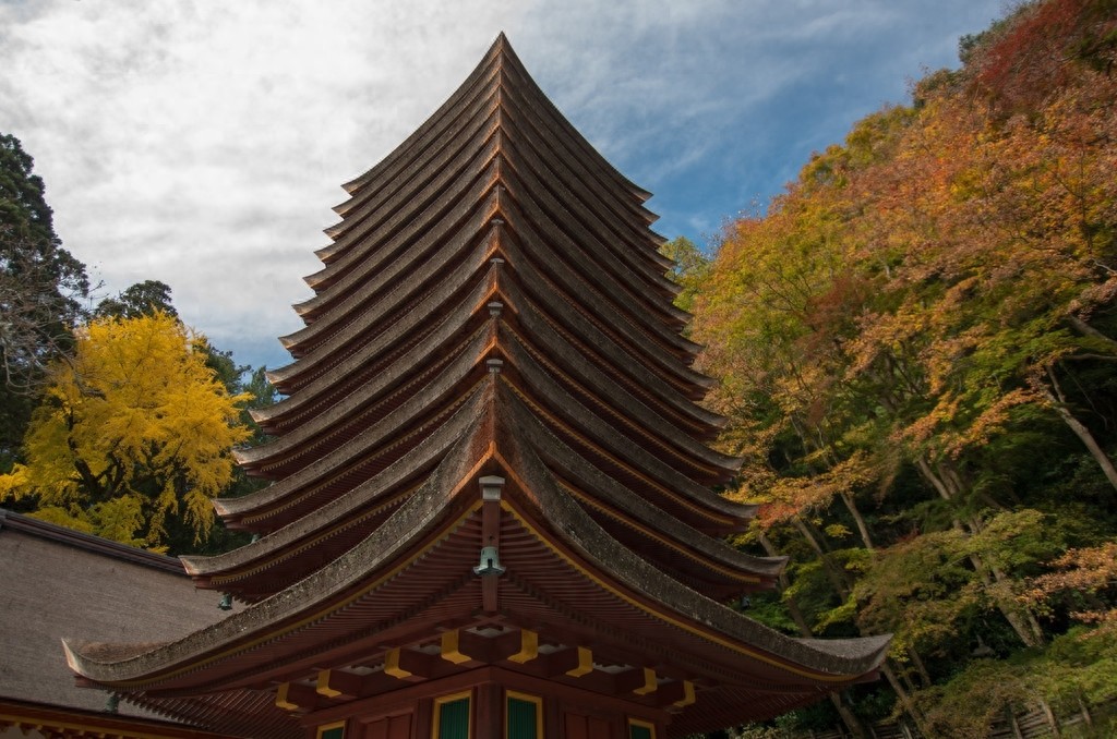 奈良县古称大和,日本历史和文化发祥地之一