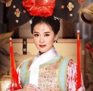 ​我说王艳这段时间怎么天天拍照分享，原来是豪门媳妇熬出头了！