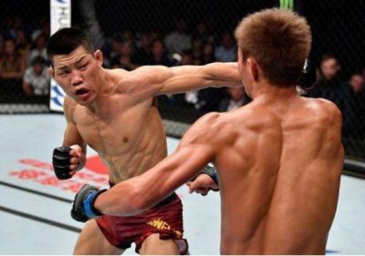 ​一龙、李景亮战绩技术全面分析，真打起来一龙什么后果？