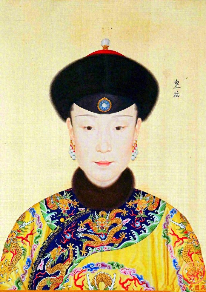 乾隆皇帝与后宫妃嫔画像：图2是富察皇后，图5是“魏璎珞”的原型