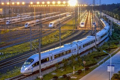 ​南阳升级为地方性铁路枢纽，新建动车所。