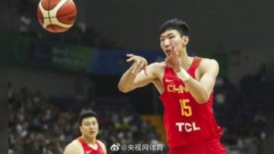 ​周琦今天凌晨归国抵达北京 15日将赴国家队报到