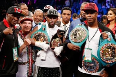 ​日常炫富的梅威瑟，为何能保持不败？看了这几张图你就知道了