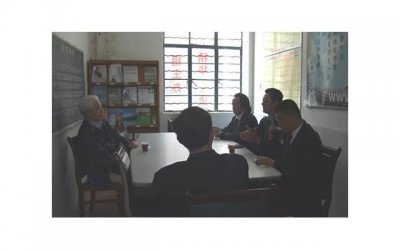 ​土豪大爷来相亲，以后给老伴买新房子，可惜大妈没相中他