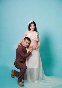 ​“贱人”文松美艳娇妻曝光，连儿子都有了，还是个胖小子！