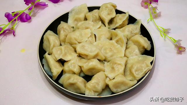 正宗酸菜饺子馅怎么调最好吃（只需学会这个调馅方法）(11)