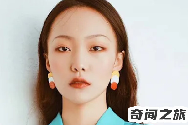 网红贝勒爷邵雨轩真实身份(早先年是一名模特)(2)_