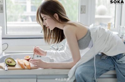 ​汪小疯，没菲去。