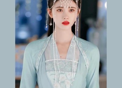 ​女孩子的五官多大长开（女孩子颜值几岁才定型）