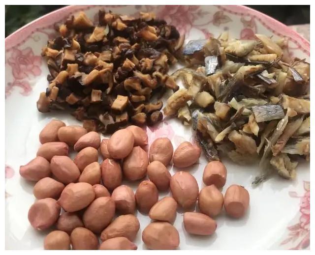 舌尖上的美食,闽南特色小吃地瓜粉团,教你在家自己做,流口水了