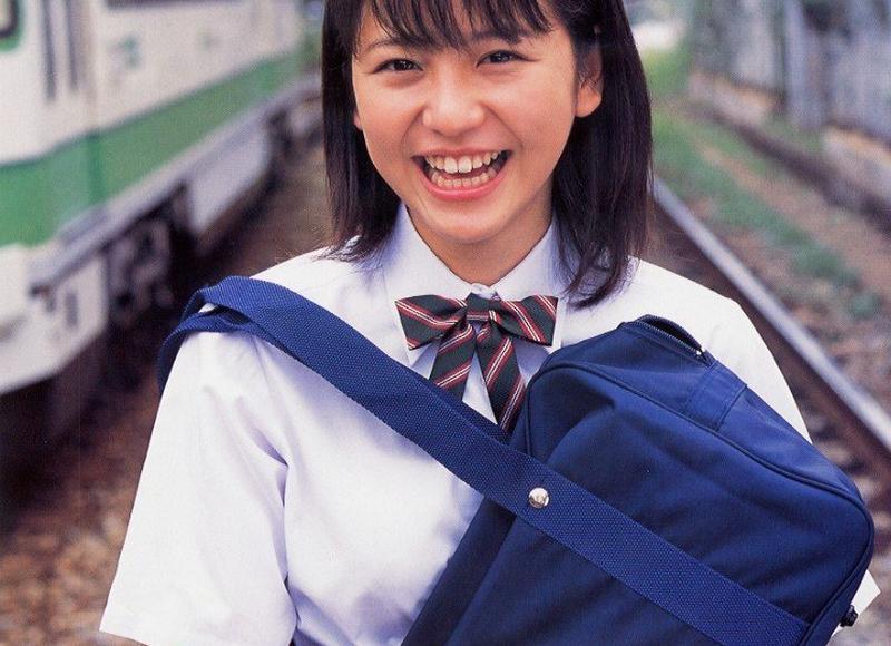 欧豪牵手照，欧豪牵手30岁的马思纯做实姐弟恋