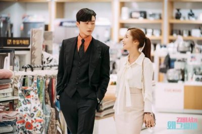 ​与巨蟹男聊天小妙招，如何和巨蟹男聊天