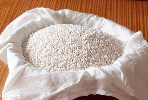 珍珠粉面膜怎么调 让你皮肤白皙嫩滑 珍珠粉面膜怎么调 让你皮肤白皙嫩滑