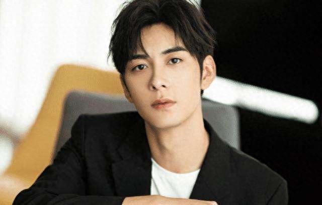 自律少年陈星旭 ：从杨康到李承鄞，一个半月狂瘦20斤！