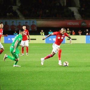 ​卡兰加归队，暂时无法参与球队合练