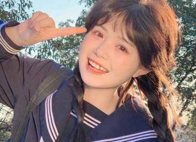 ​情人之间谁先主动联系最好，情人不主动联系你是什么心态