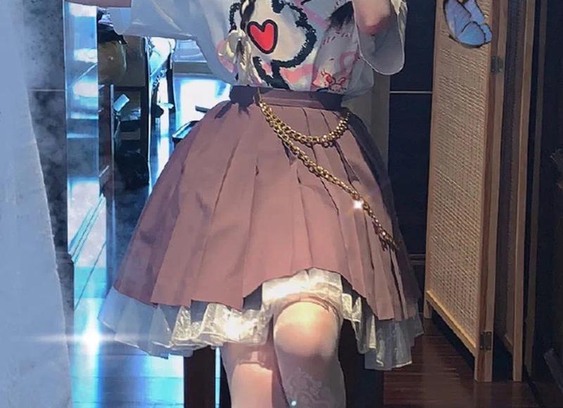 怎样看出他对你是否有兴趣？4种约会小动作读懂他的心