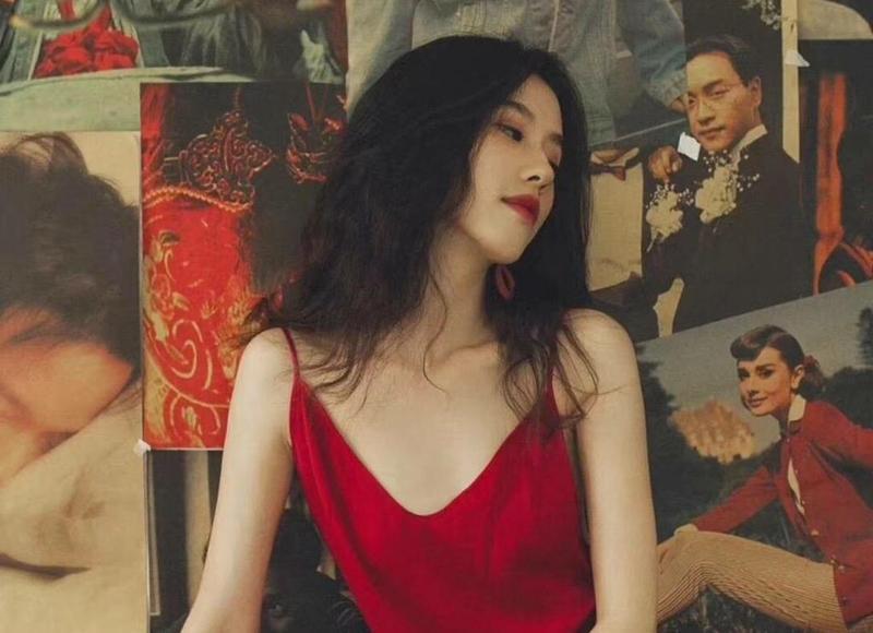 第一次跟女孩子聊天，初次和女孩子聊天话题