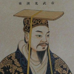 ​东汉天降陨石（这位皇帝靠天降陨石以少胜多）