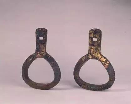 「历史图片」图说马镫,小物件成就古代骑兵作战的革命性转折