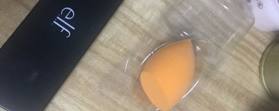 ​美妆蛋怎么上粉底液