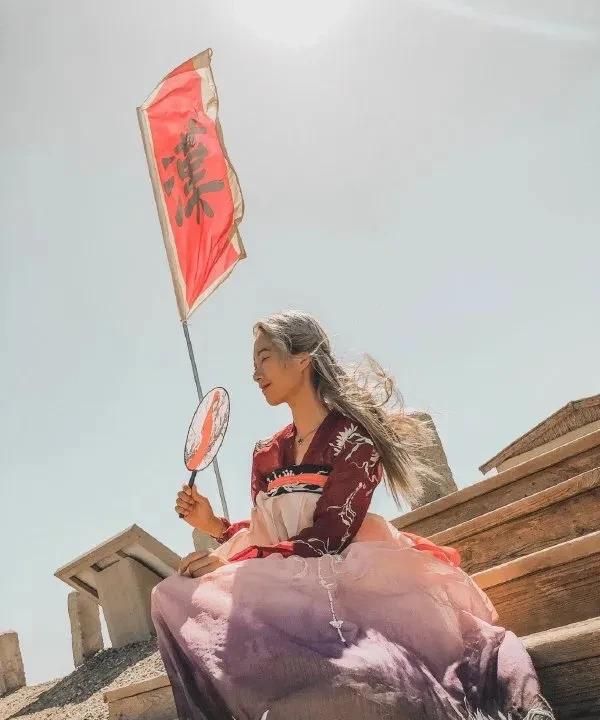 玉门关是汉朝哪位皇帝设立的，玉门关是汉朝哪位皇帝在位期间所设立的？图6