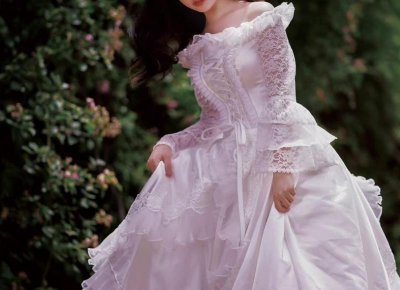 ​男生最招架不住的撩法动作（让他心动的招式）