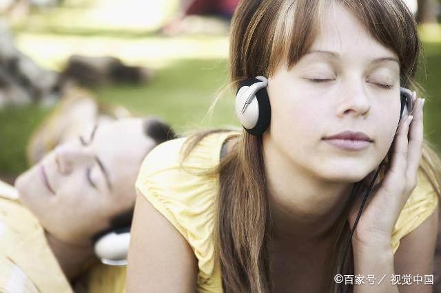 聪明的女人这样对待男人，让男人爱的不要不要的