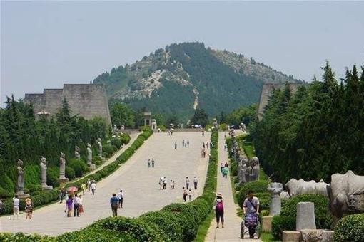 唐僖宗李儇皇帝是一个怎样的人?唐僖宗个人生平简介