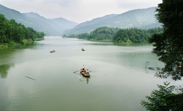 荷月是几月?为什么被称为荷月（荷花盛开的月份）