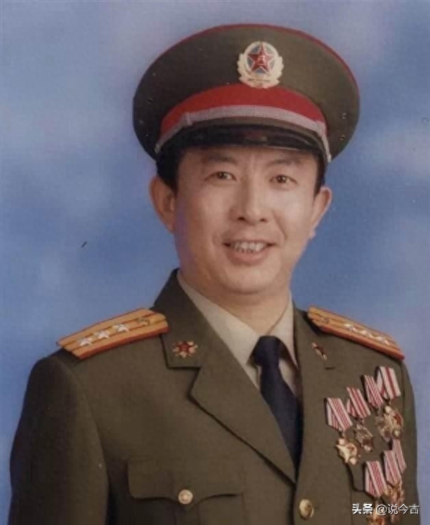 臧雷，原老山主攻营长，被称为“铁血营长”退休时为副师级待遇