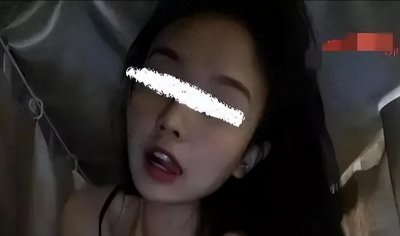 ​“一晚1700”清纯女大学生被多人包养，男友曝光聊天记录不堪入目