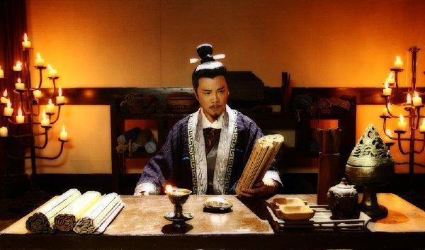 执金吾是个什么官有个人曾经想当这个官，后来却成了皇帝