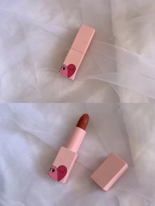 ​黄皮女生更合适“蜜桃色”，提升气质明显又高级，有这5只就足够