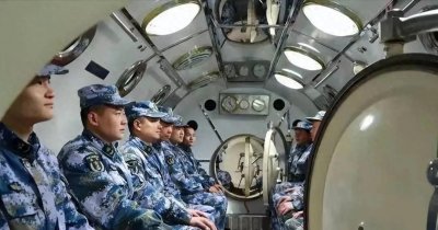 ​中国最神秘部队：潜艇兵的生活与奉献