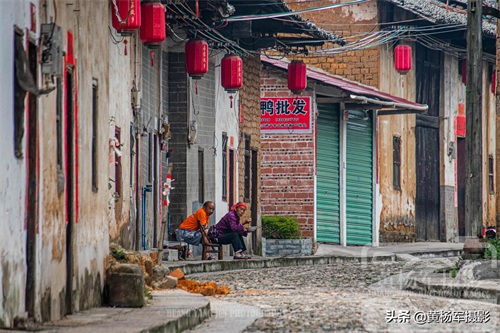 广东第一古巷南雄珠玑巷，凭一条巷子被认定为国家4A级景区，为啥