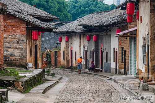 广东第一古巷南雄珠玑巷，凭一条巷子被认定为国家4A级景区，为啥