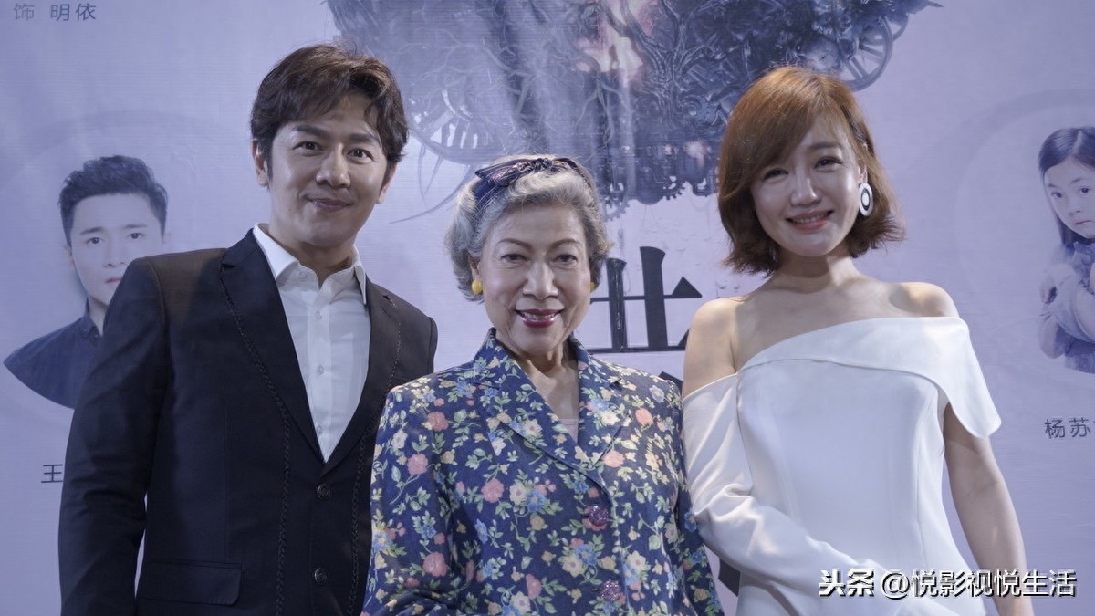 昔日荧屏中懵懂的小女孩“薛佳凝”锤炼后成为一位成熟实力派偶像