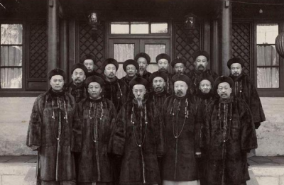 ​揭秘：清朝官员上班究竟有多累？